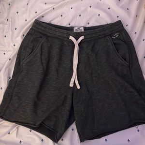 Men’s Hollister “Must Have” Collection Grey Cloth Shorts